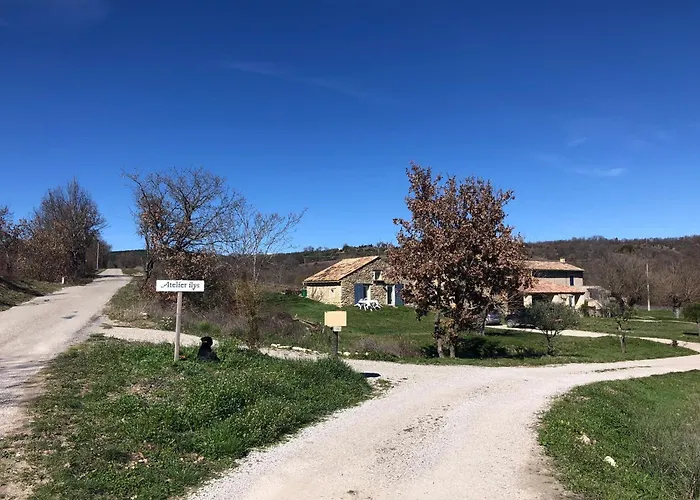 Charmante Maisonnette Au Calme